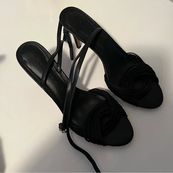 Banana Republic Black Disco Heel - Picture 4 of 8